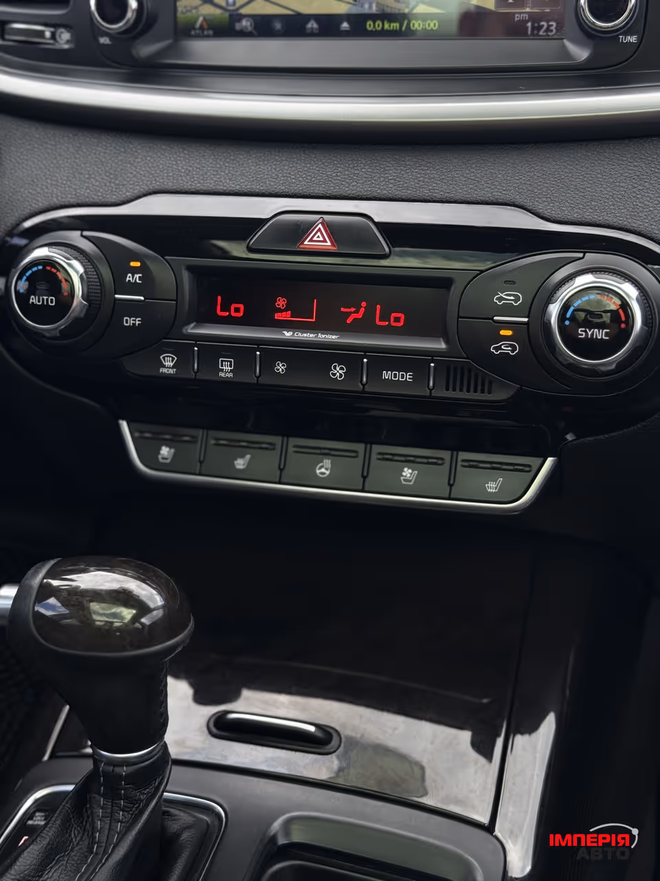 Kia Sorento - фото 16