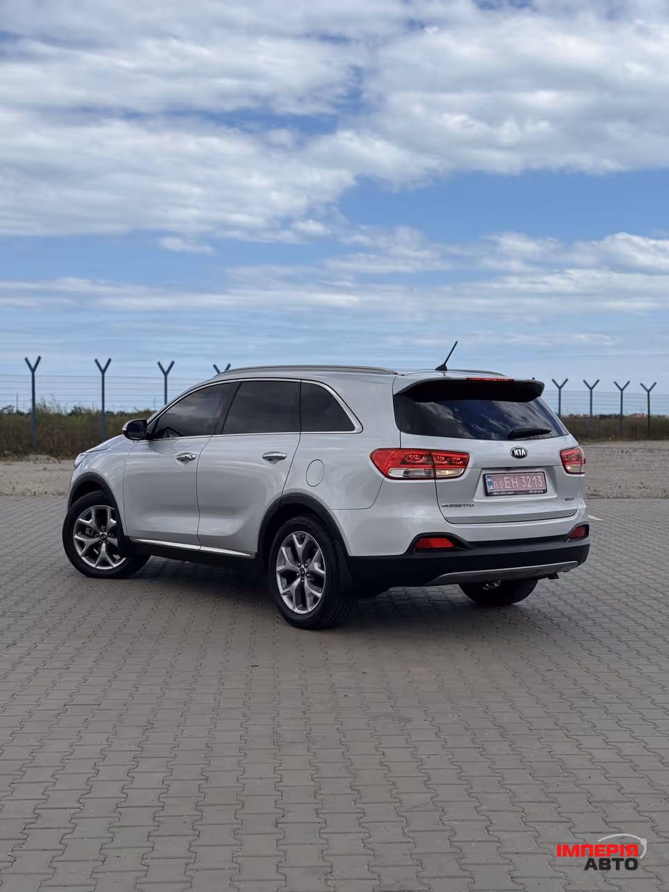 Kia Sorento - фото 5