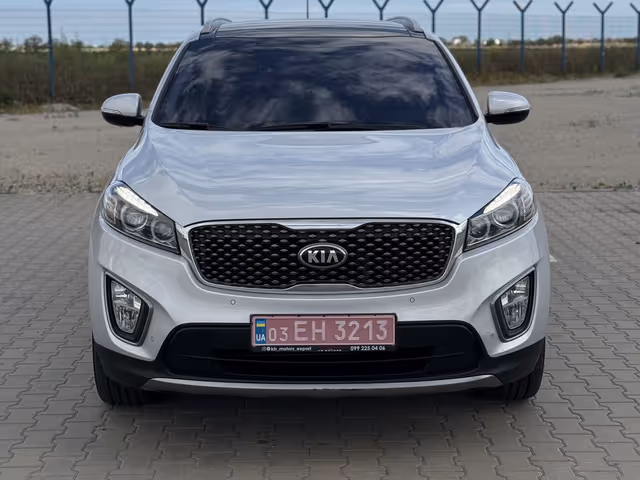 Kia Sorento - фото 1