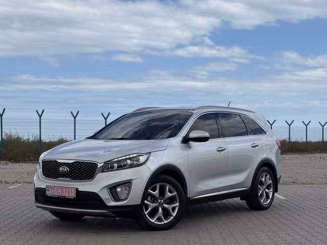 Kia Sorento - фото 3