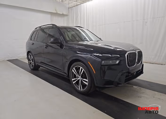 BMW X7 - фото 4