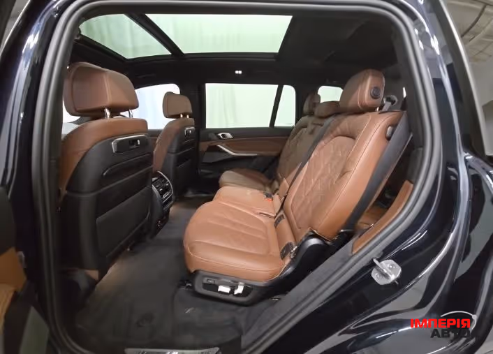 BMW X7 - фото 8