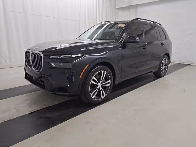 BMW X7 - фото 2