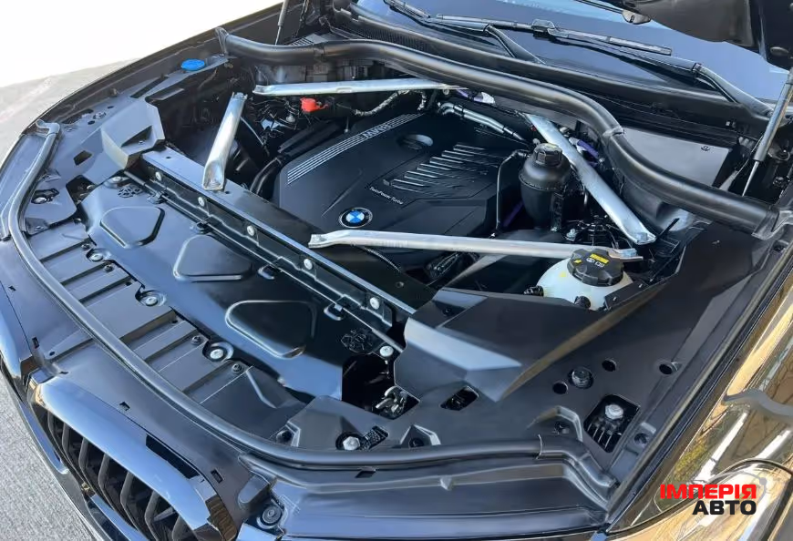 BMW X5 - фото 10