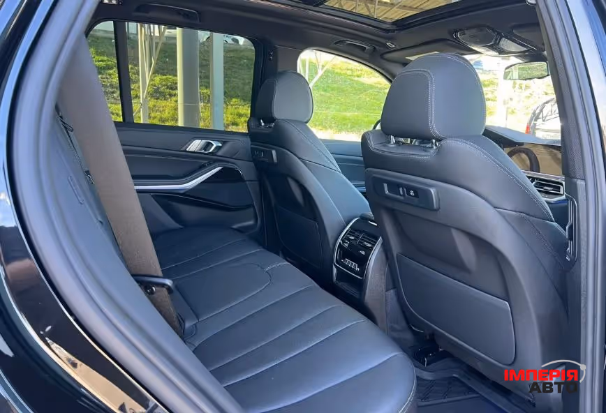 BMW X5 - фото 8
