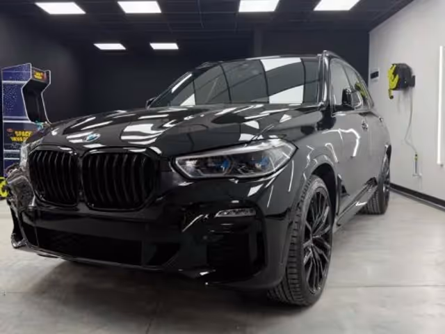 BMW X5 - фото 2