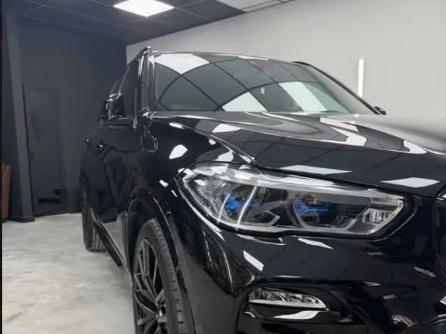 BMW X5 - фото 3