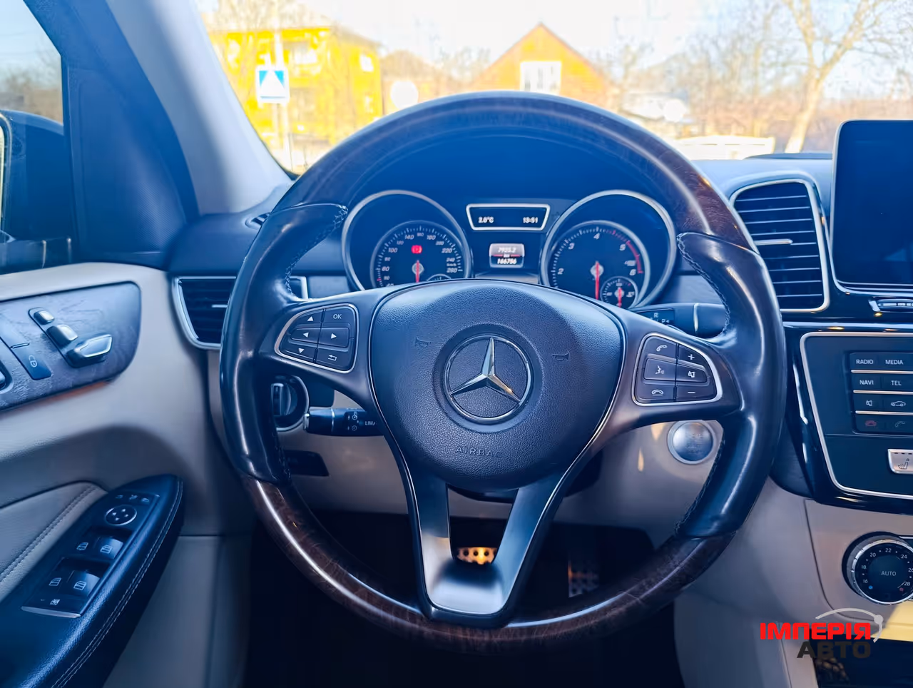 Mercedes-Benz GLE - фото 21
