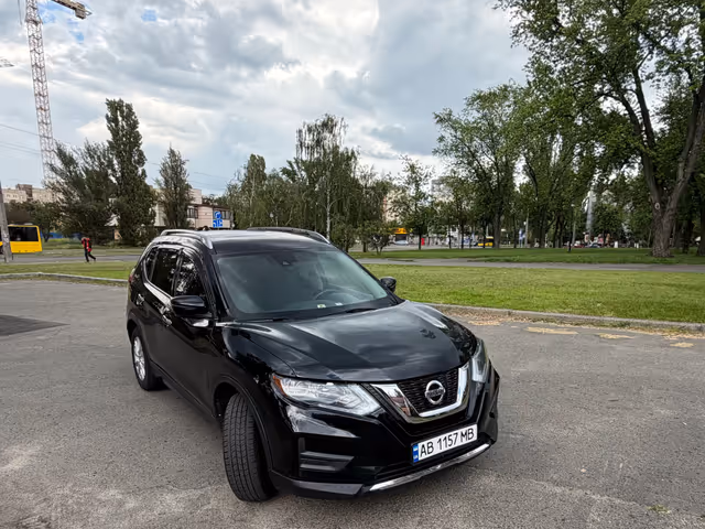 Nissan Rogue - фото 1