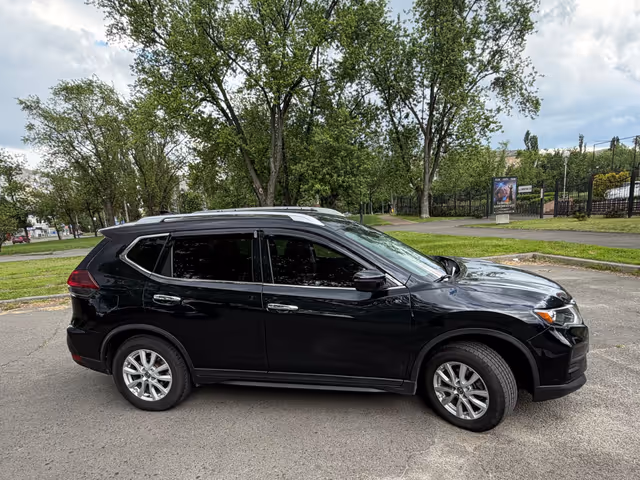 Nissan Rogue - фото 2