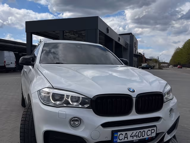 BMW X6 - фото 5