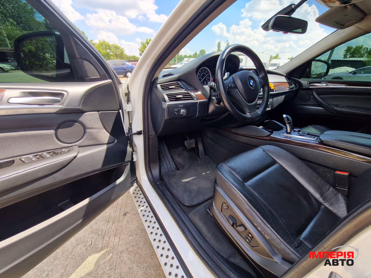 BMW X6 - фото 12