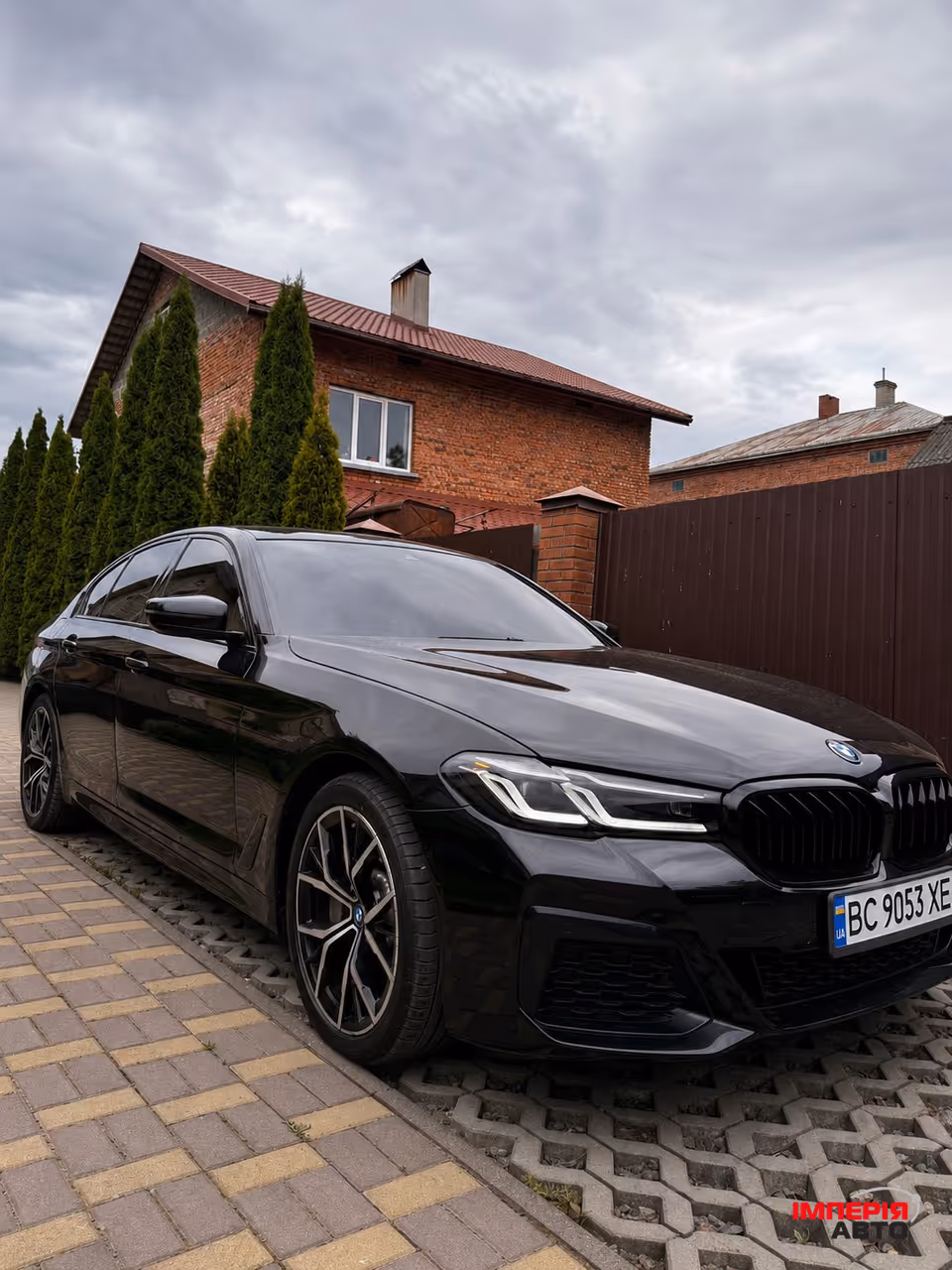 BMW 5 серії - фото 1
