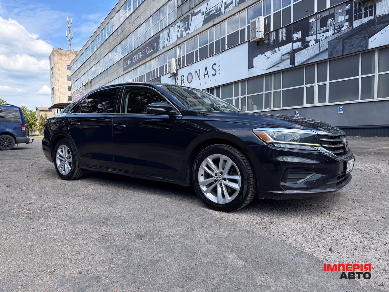 Volkswagen Passat - фото 1