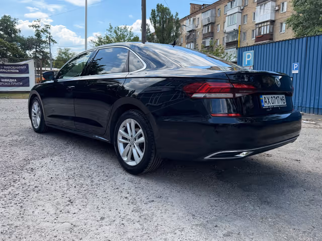 Volkswagen Passat - фото 5