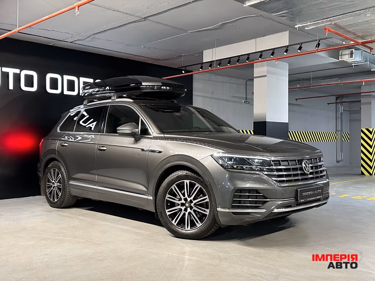 Volkswagen Touareg - фото 4