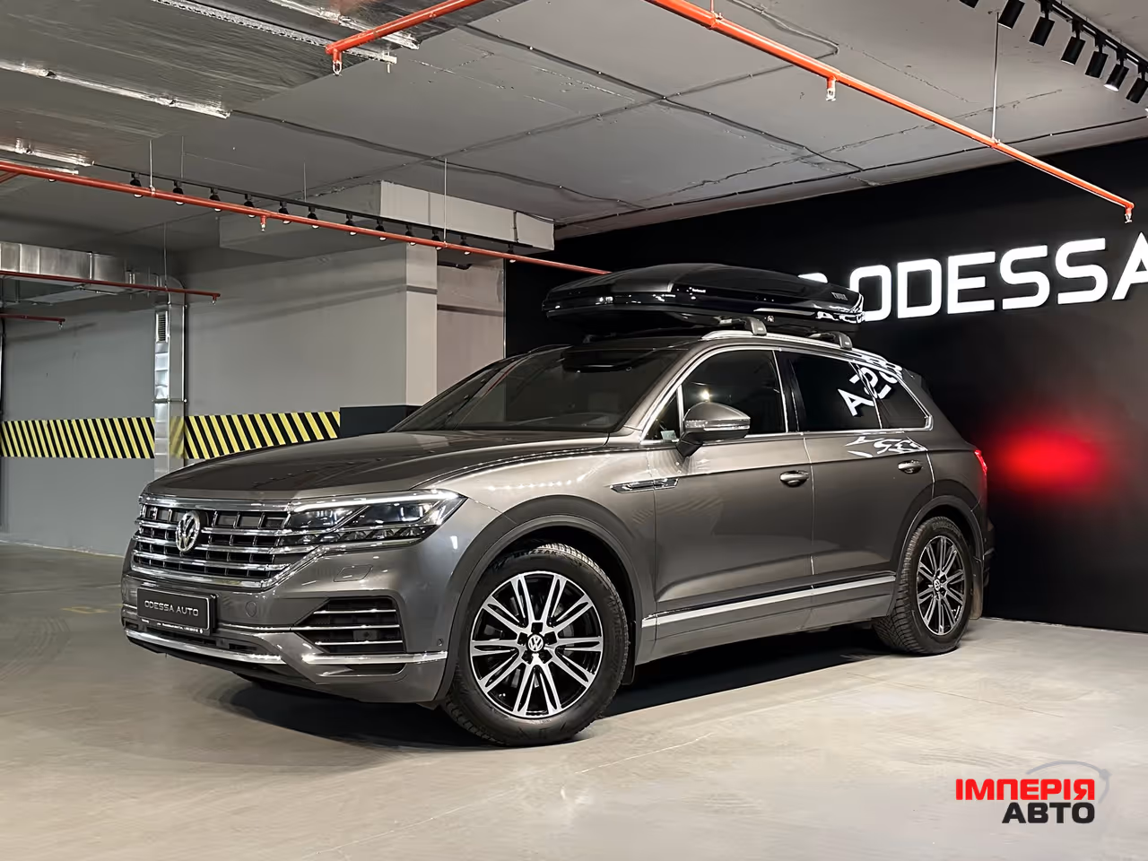 Volkswagen Touareg - фото 3