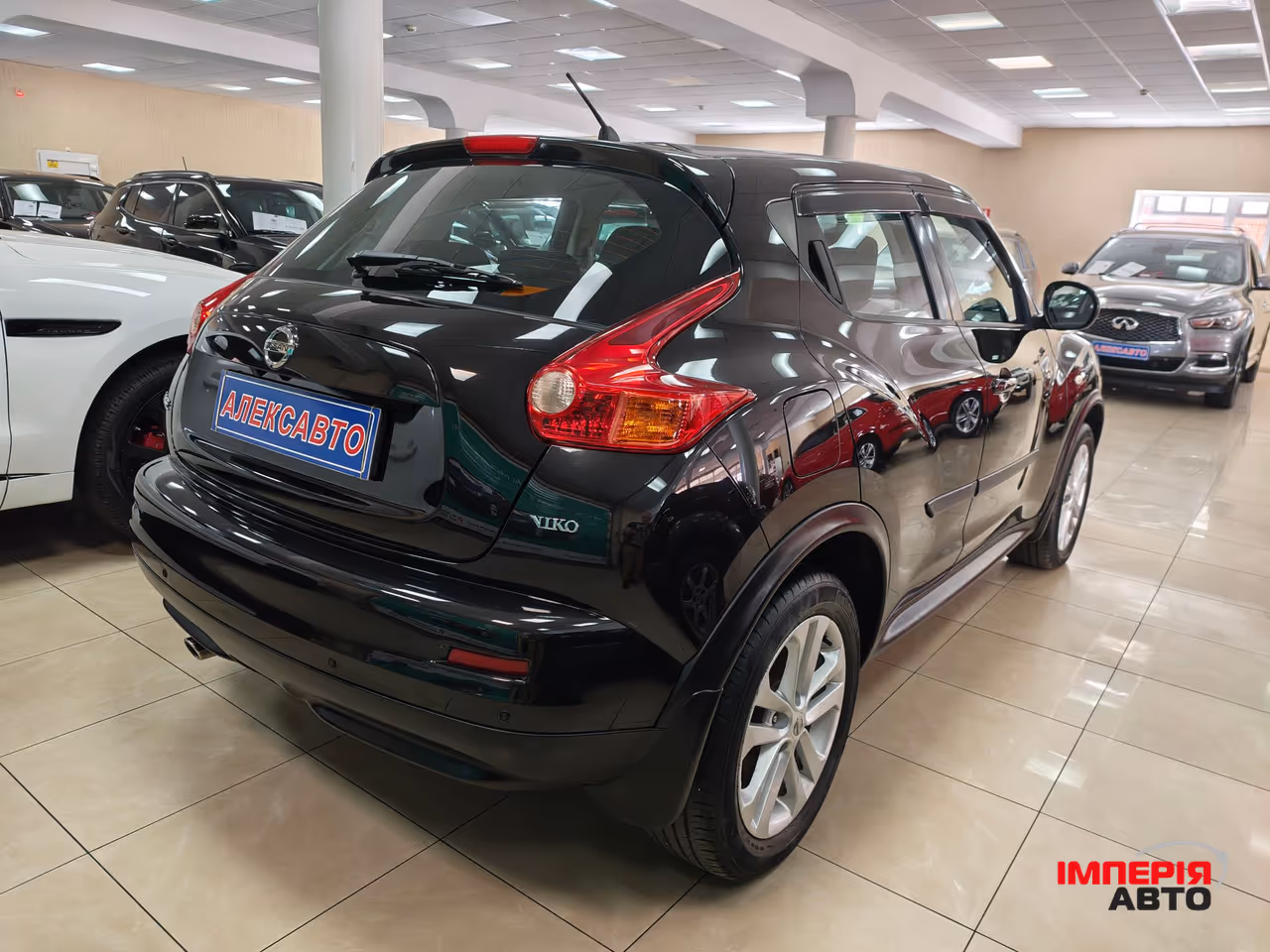 Nissan Juke - фото 6
