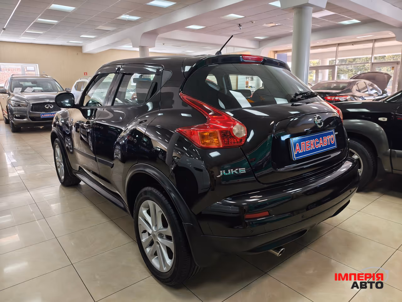 Nissan Juke - фото 4