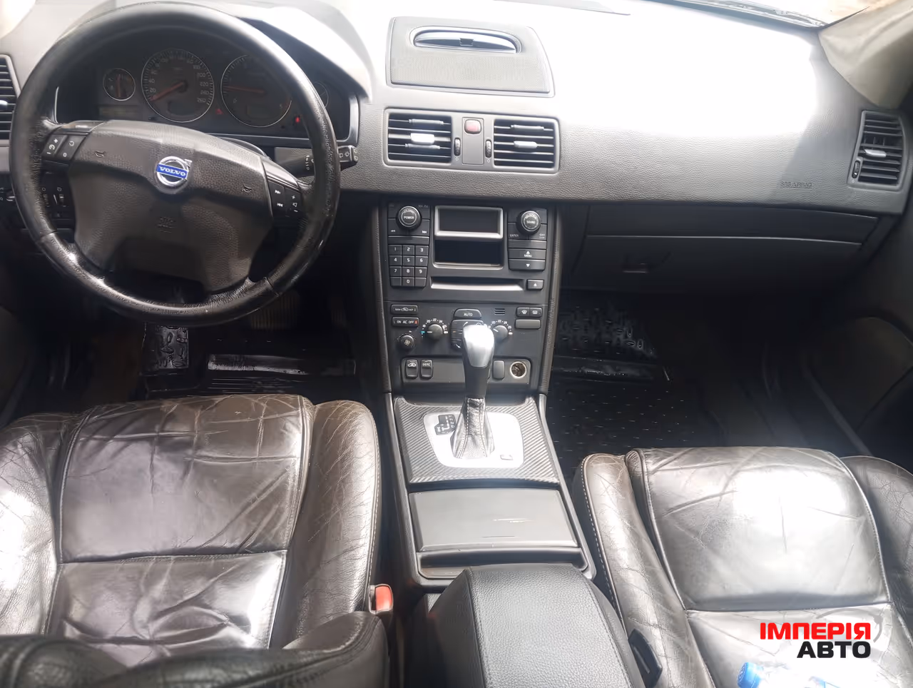 Volvo XC90 - фото 6