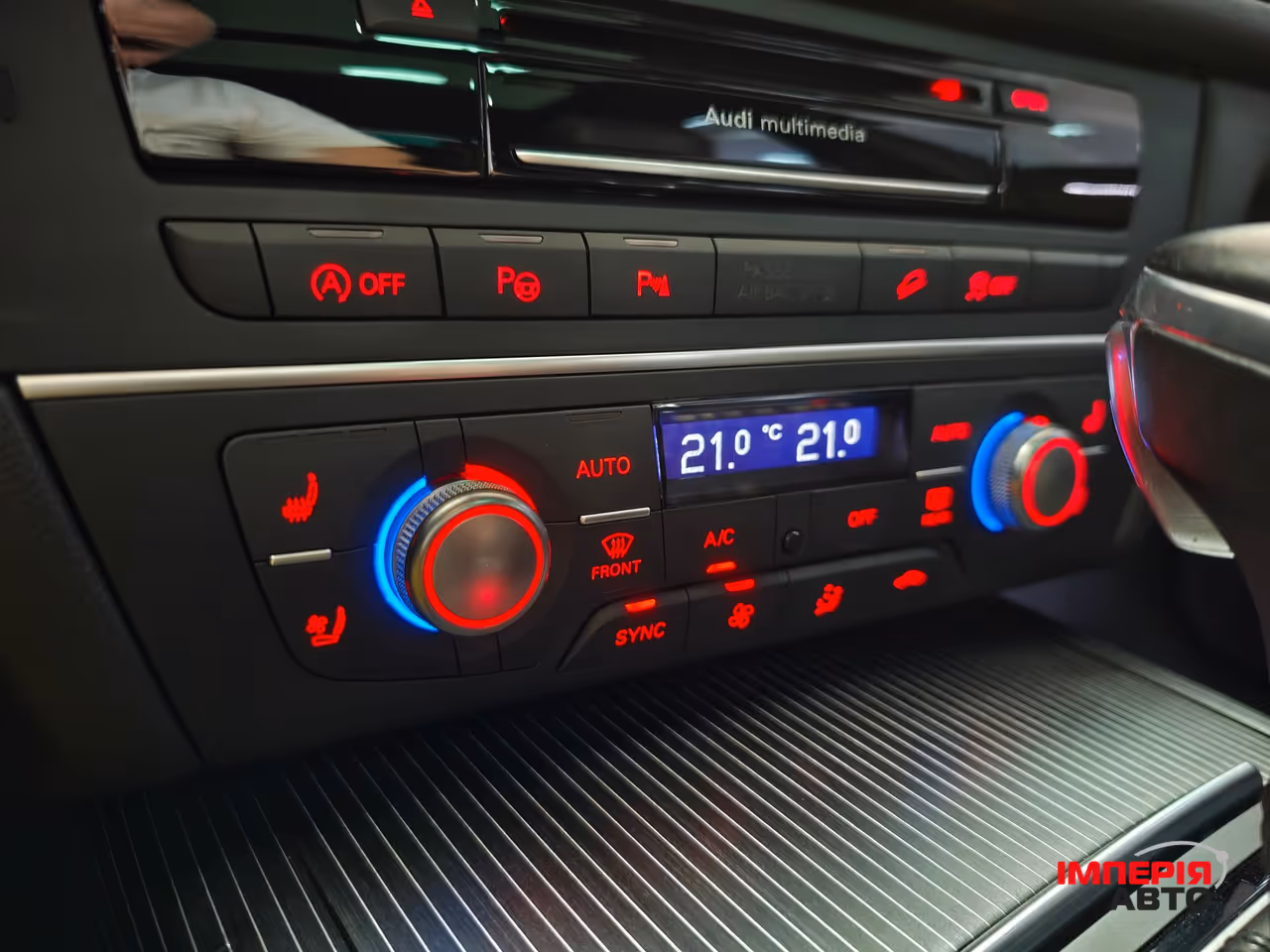 Audi A6 - фото 19