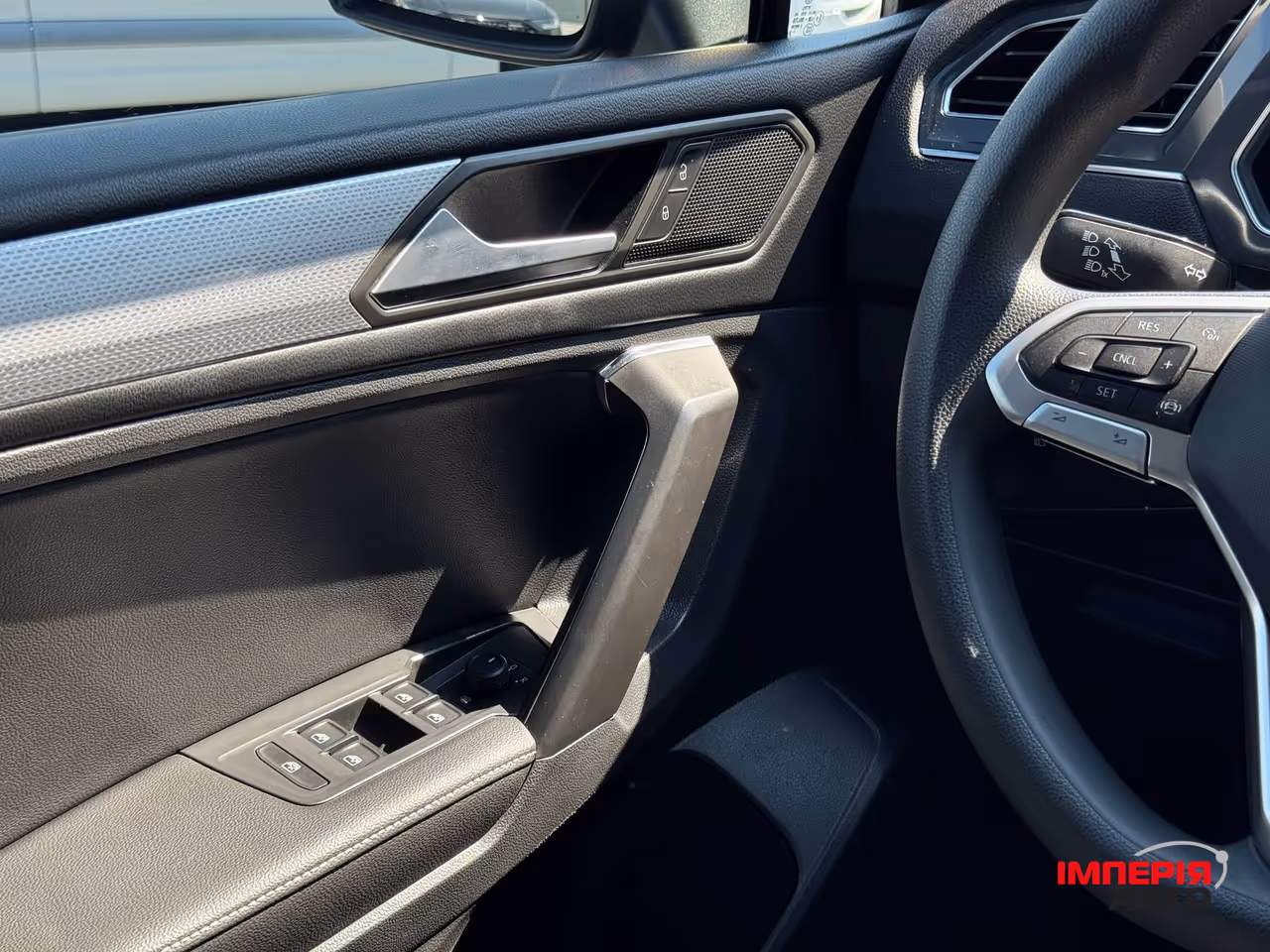 Volkswagen Tiguan - фото 57