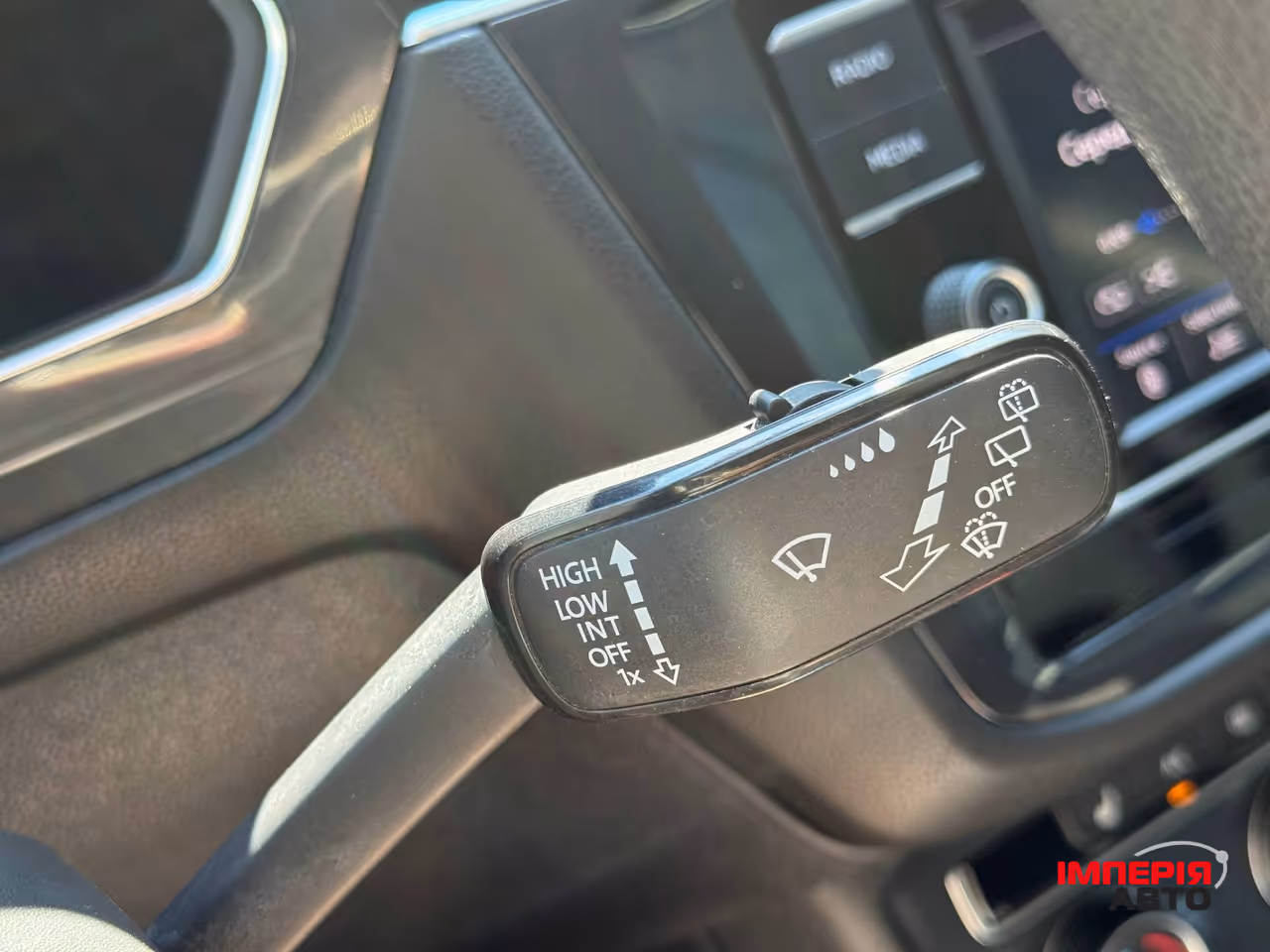 Volkswagen Tiguan - фото 43