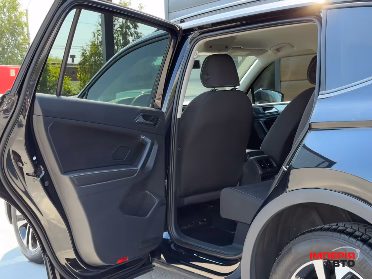 Volkswagen Tiguan - фото 47