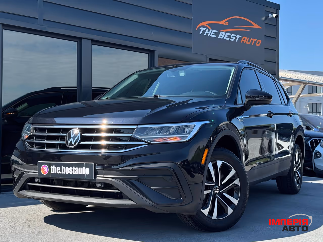 Volkswagen Tiguan - фото 2