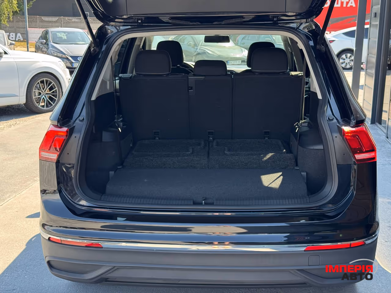 Volkswagen Tiguan - фото 18