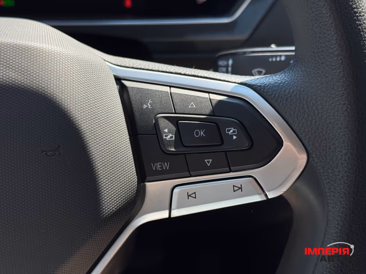 Volkswagen Tiguan - фото 41