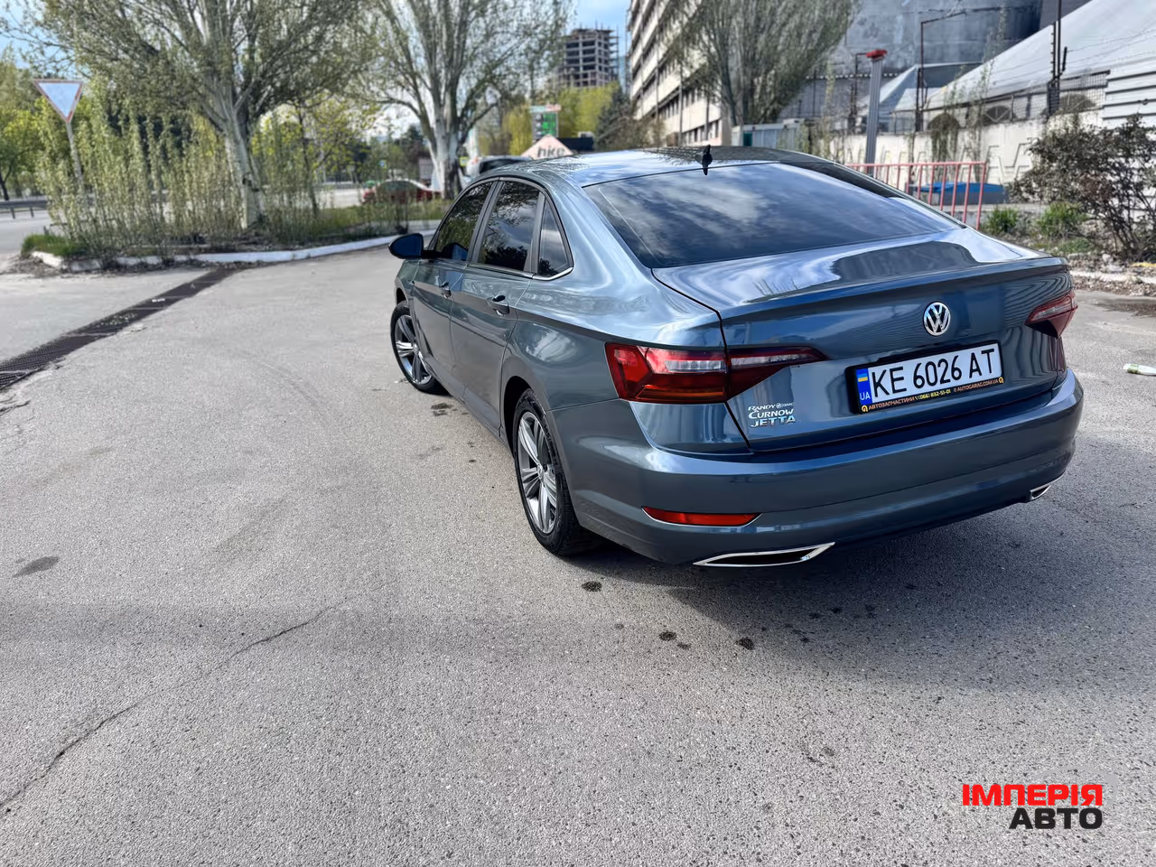 Volkswagen Jetta - фото 4