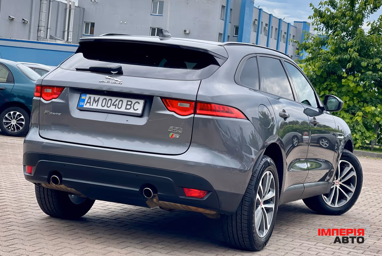 Jaguar F-Pace - фото 22
