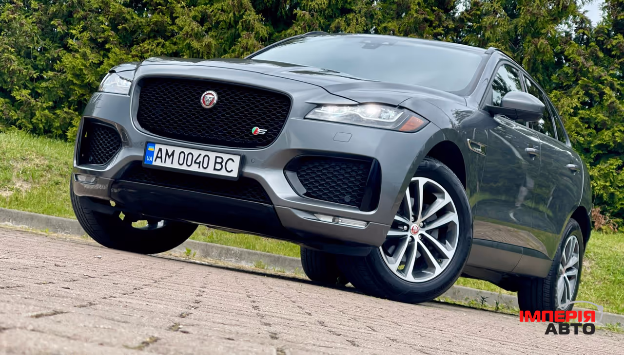 Jaguar F-Pace - фото 10