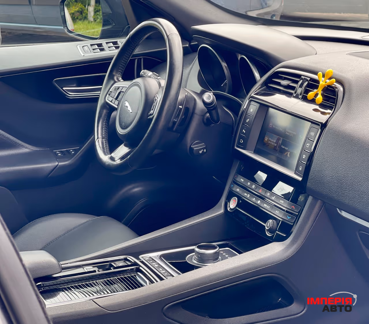 Jaguar F-Pace - фото 41