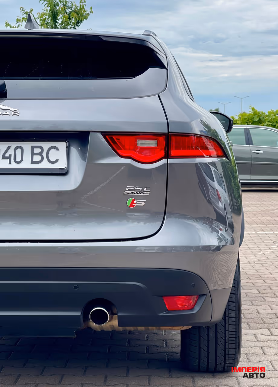 Jaguar F-Pace - фото 30