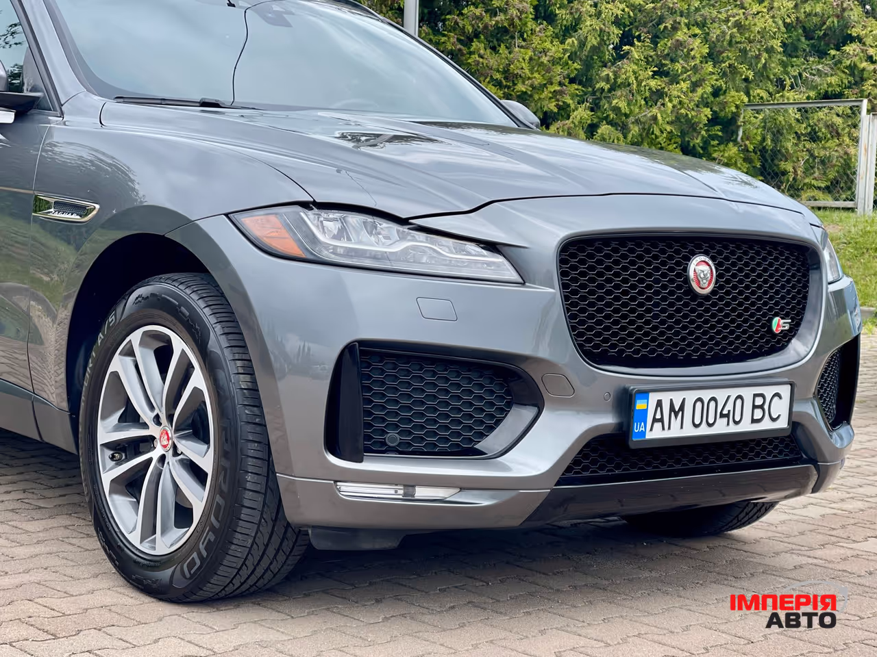 Jaguar F-Pace - фото 6