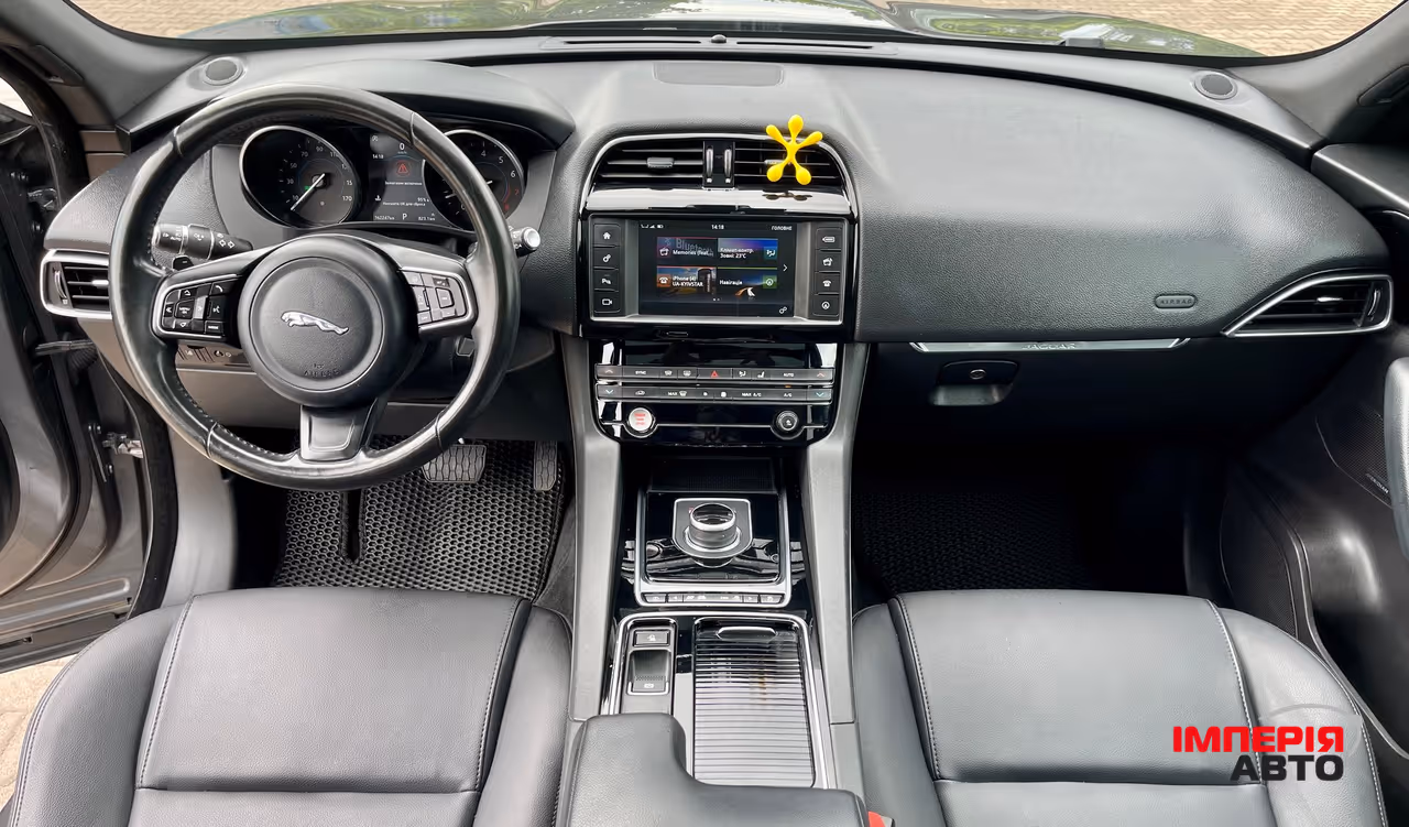 Jaguar F-Pace - фото 55