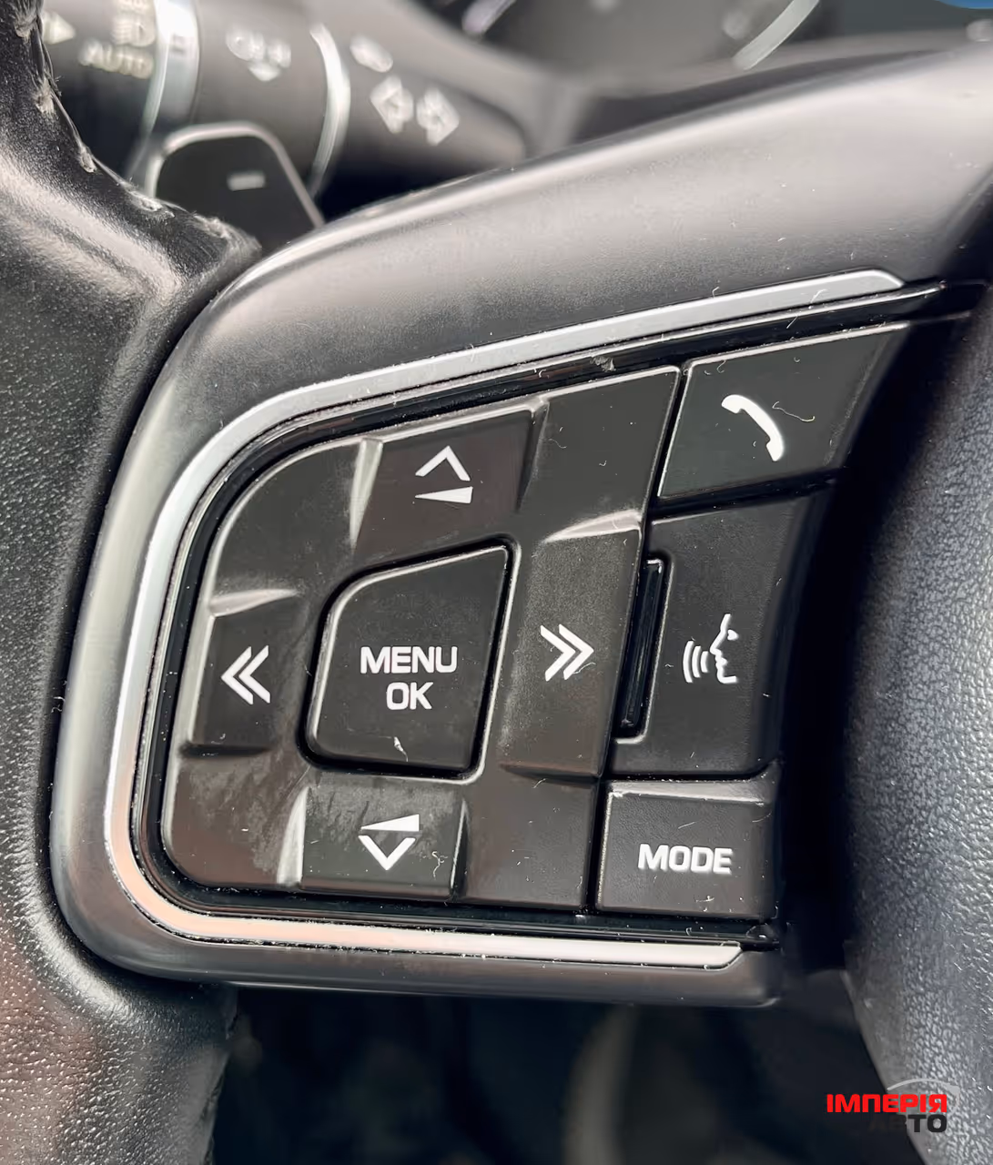 Jaguar F-Pace - фото 64