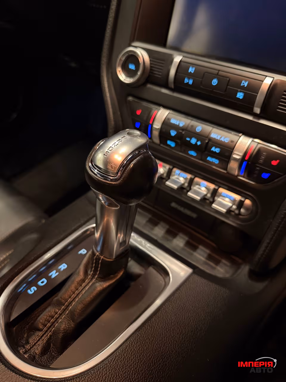 Ford Mustang - фото 9