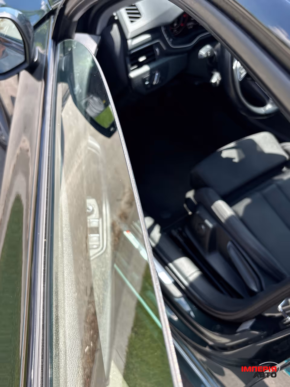 Audi A4 - фото 9