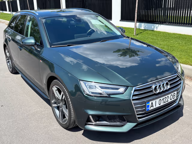 Audi A4 - фото 2