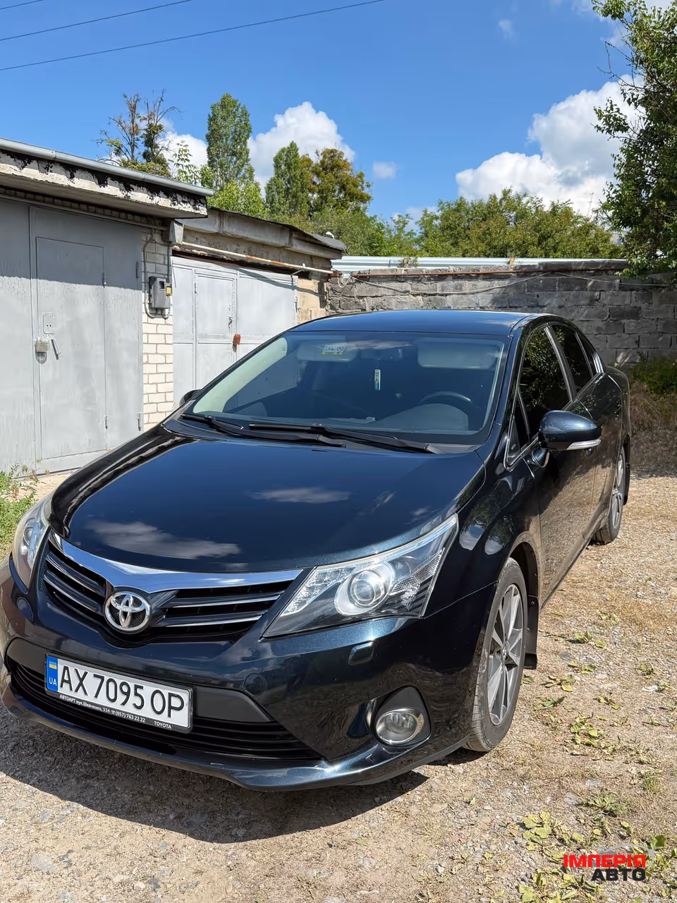 Toyota Avensis - фото 2