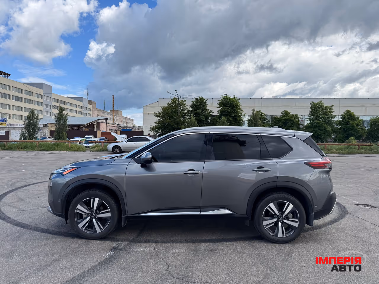 Nissan Rogue - фото 2