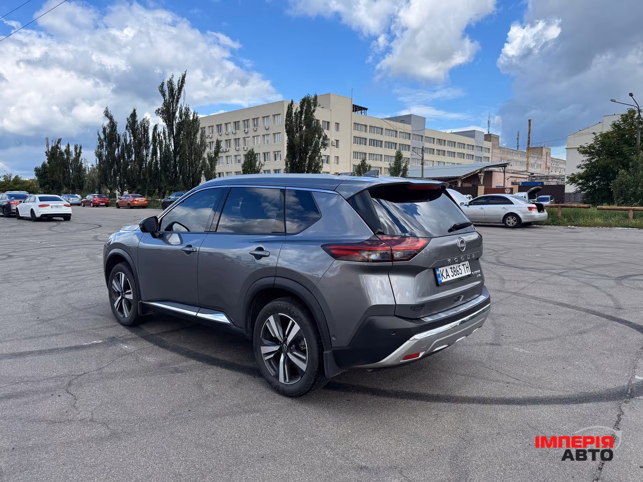 Nissan Rogue - фото 3