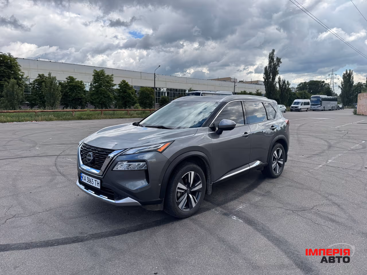 Nissan Rogue - фото 1