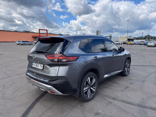 Nissan Rogue - фото 5
