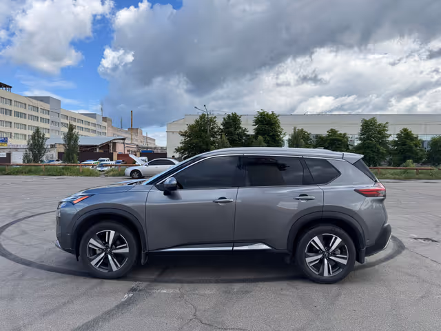Nissan Rogue - фото 2