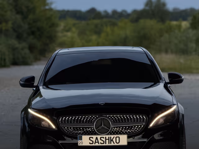 Mercedes-Benz C-Класс - фото 1