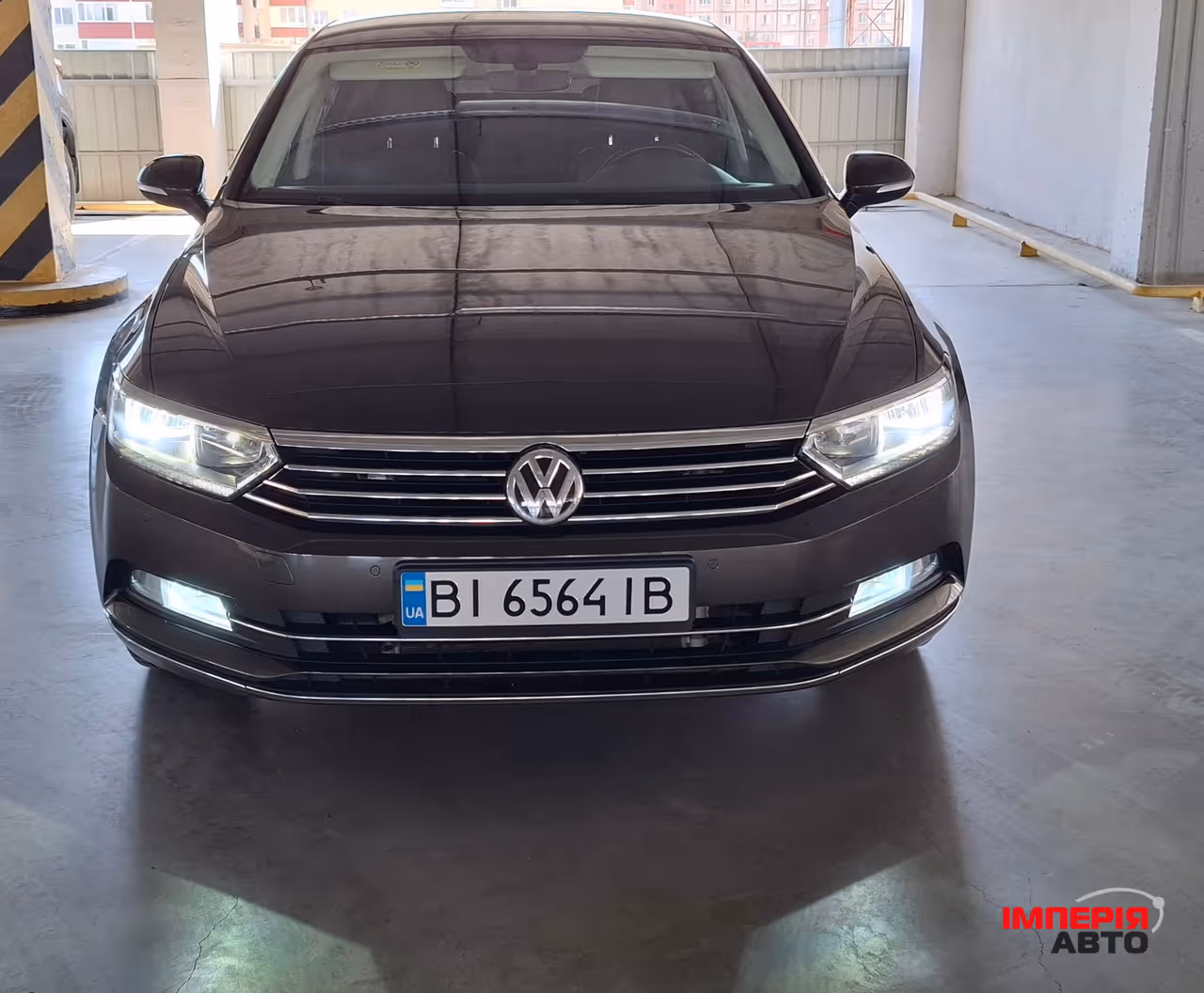 Volkswagen Passat - фото 6
